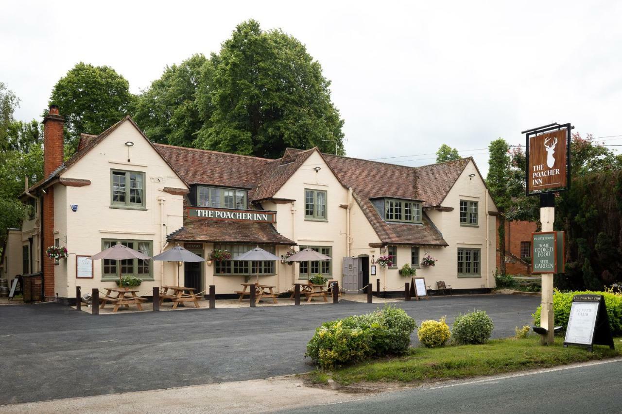 The Poacher Inn 훅 외부 사진